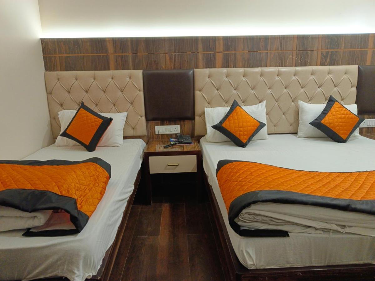 Hotel Batra Home Nizamuddin Нью-Дели Экстерьер фото